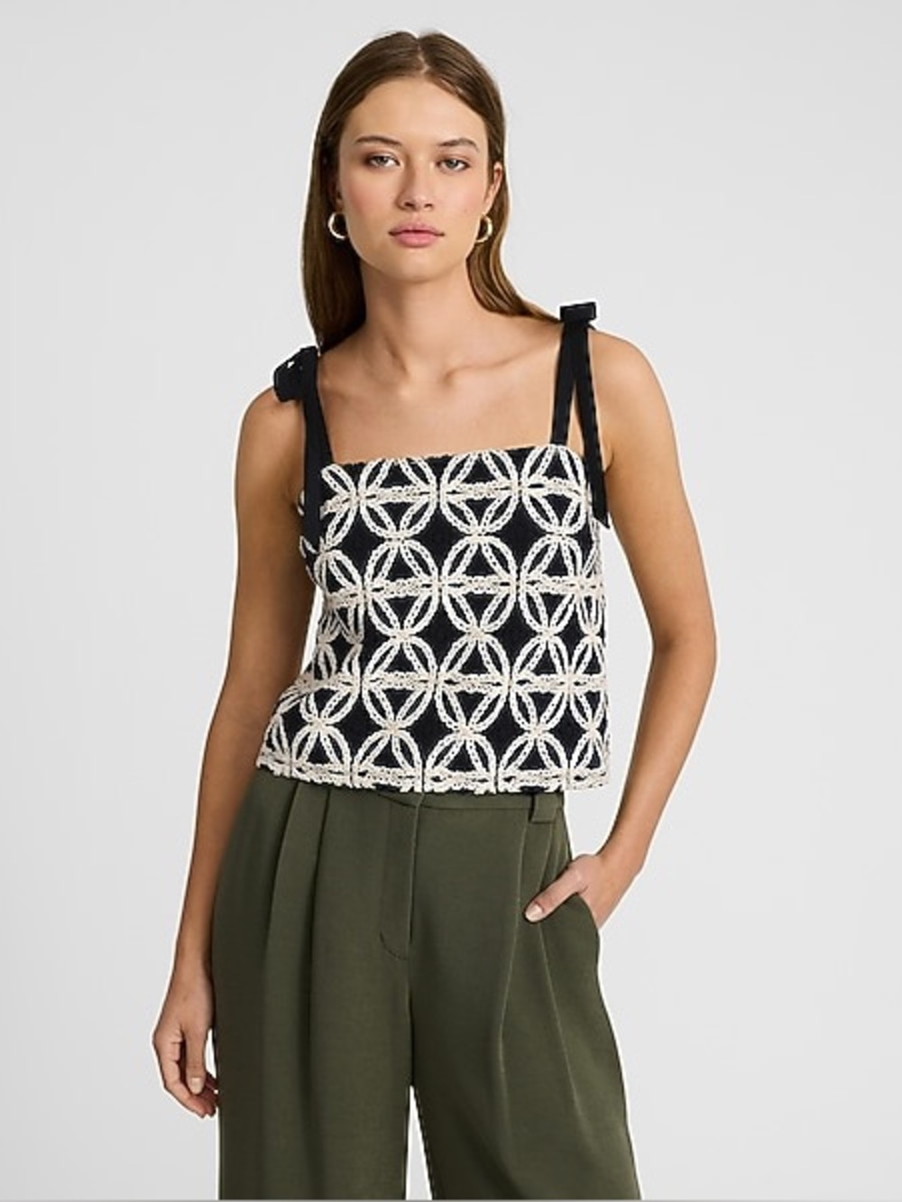 NWT Two Tone Crochet Tie Strap Cropped Tank